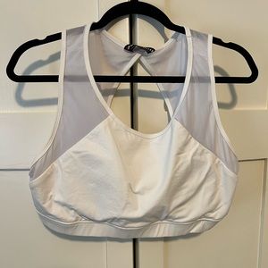 Like new white sports bra size 2XL